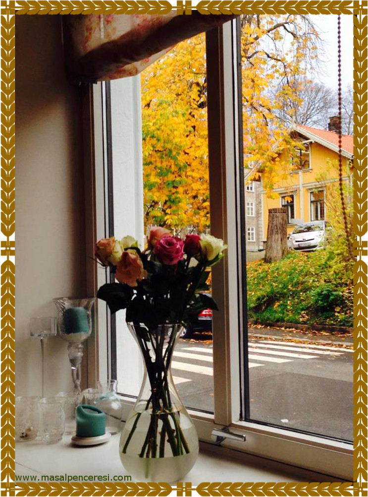Masal Penceresi. A Beautiful Autumn Day